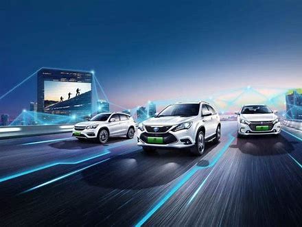 手工羽毛扇網(wǎng)站如何憑借傳統(tǒng)工藝傳承擴(kuò)大流量？同行都是怎么做的？