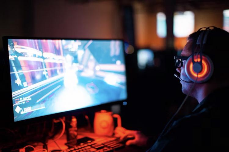 手工羽毛扇網站如何憑借傳統(tǒng)工藝傳承擴大流量？同行都是怎么做的？