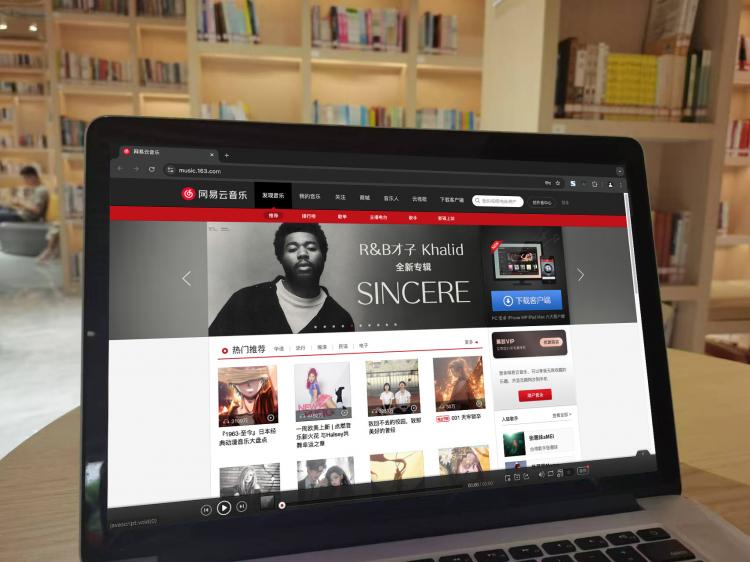 手工羽毛扇網(wǎng)站如何憑借傳統(tǒng)工藝傳承擴大流量？同行都是怎么做的？