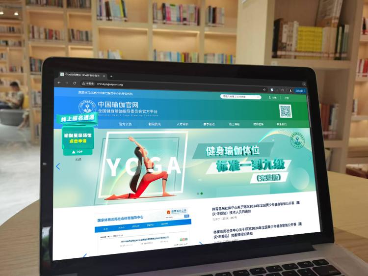 手工羽毛扇網(wǎng)站如何憑借傳統(tǒng)工藝傳承擴大流量？同行都是怎么做的？