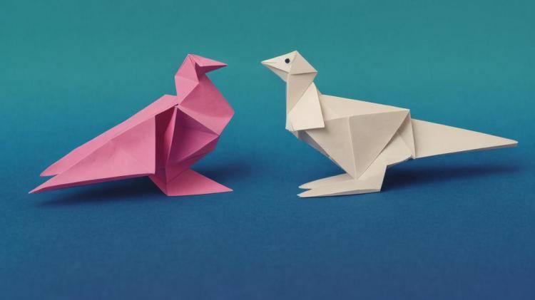 手工羽毛扇網(wǎng)站如何憑借傳統(tǒng)工藝傳承擴大流量？同行都是怎么做的？